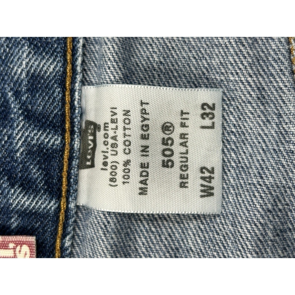 Levis 505 Jeans Mens 42x32 Blue Denim Regular Fit Straight Leg Medium Stone Wash - Picture 7 of 11